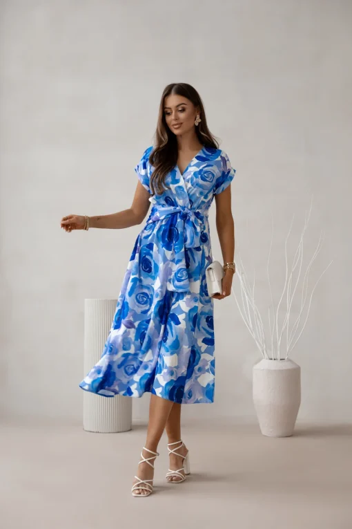 rochie-midi-cu-imprimeu-floral-albastru