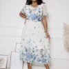 rochie-midi-cu-imprimeu-floral-albastru-curea-si-pliuri-delicate