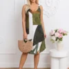 rochie-midi-cu-imprimeu-geometric-kaki-si-bretele
