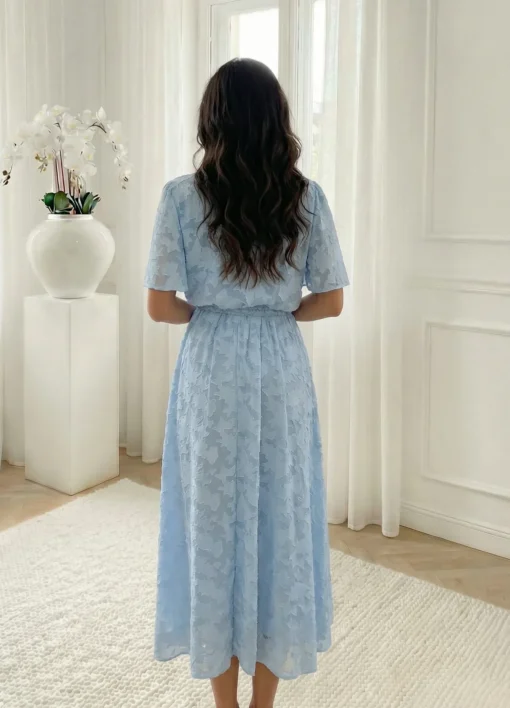 rochie-midi-eleganta-bleu-cu-textura-florala