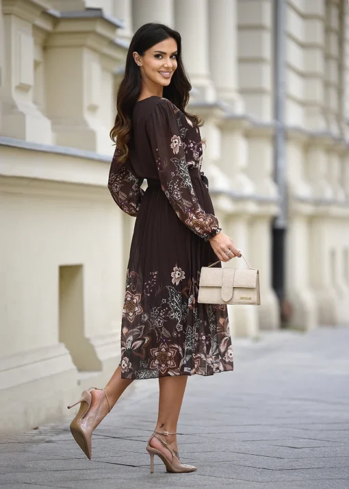 rochie-midi-eleganta-maro-cu-imprimeu-floral-si-curea