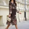 rochie-midi-eleganta-maro-cu-imprimeu-floral-si-curea