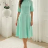 rochie-midi-eleganta-verde-menta-cu-nasturi-tip-perla-si-curea