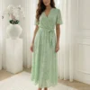 rochie-midi-eleganta-verde-menta-cu-textura-florala