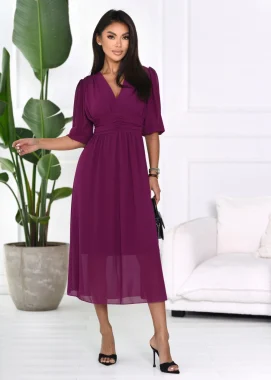 Rochie midi fucsia cu decolteu petrecut si detalii plisate