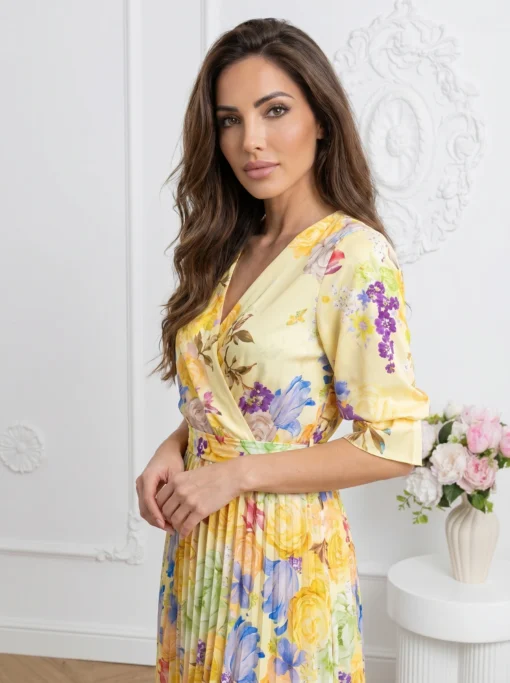 rochie-midi-galbena-plisata-cu-imprimeu-floral