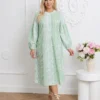 rochie-midi-lejera-cu-dungi-verticale-si-maneci-bufante