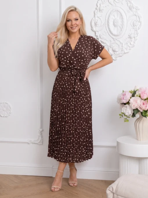 rochie-midi-maro-ciocolatiu-din-vascoza-cu-buline-si-decolteu-petrecut