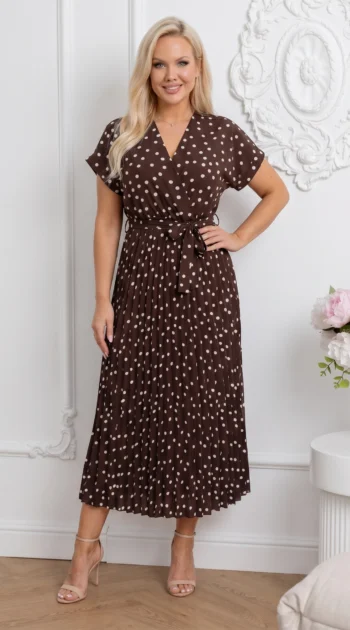 rochie-midi-maro-ciocolatiu-din-vascoza-cu-buline-si-decolteu-petrecut