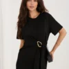 rochie-midi-neagra-cu-detaliu-metalic-in-talie