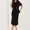 rochie-midi-neagra-cu-detaliu-metalic-in-talie