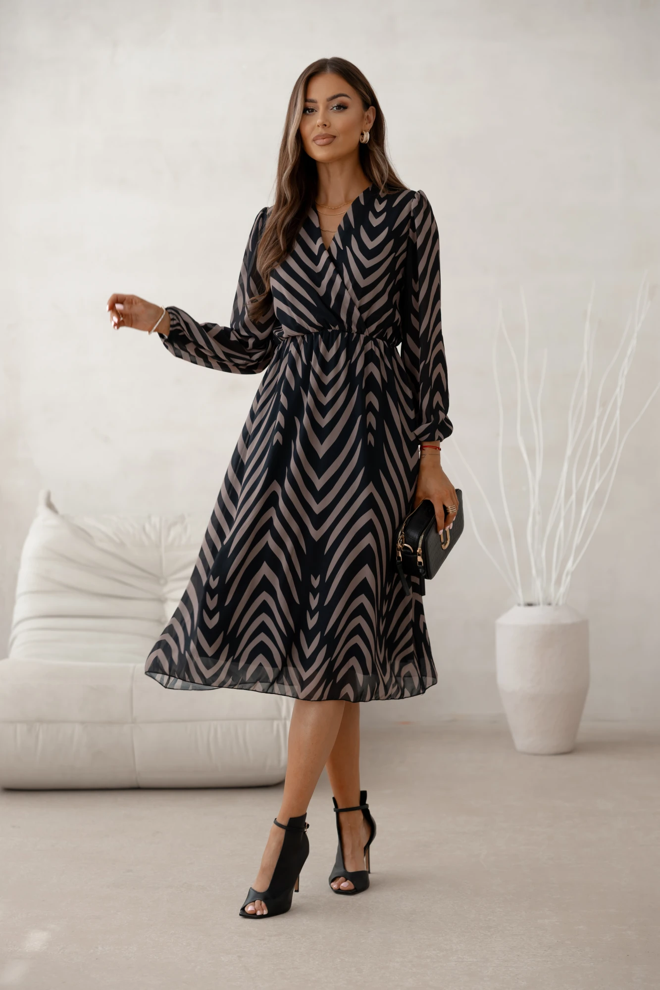 Rochie midi neagra cu imprimeu g... - 1 | YEO