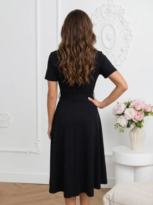 rochie-midi-neagra-eleganta-in-clos-cu-curea-asortata