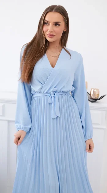 rochie-midi-plisata-albastru-deschis-cu-cordon-in-talie