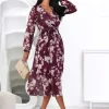 rochie-midi-plisata-eleganta-cu-imprimeu-floral-burgundy-si-curea-in-talie