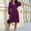 rochie-midi-plisata-eleganta-mov-purpuriu-cu-decolteu-petrecut-si-curea