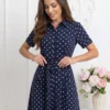 rochie-midi-tip-camasa-bleumarin-cu-buline-albe-din-bumbac