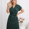 rochie-midi-verde-din-vascoza-cu-buline-si-decolteu-petrecut