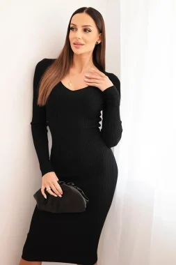 Rochie neagra din tricot cu croi mulat
