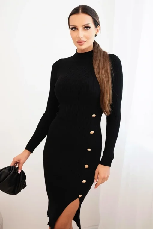 rochie-neagra-din-tricot-cu-nasturi-decorativi-si-crapatura-laterala