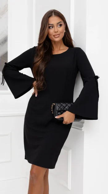 rochie-neagra-eleganta-cu-maneci-evazate-si-panglici-decorative