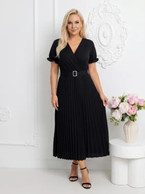 Rochie neagra plisata midi cu curea in talie si decolteu in V