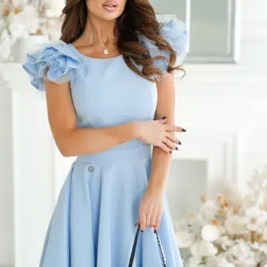 Rochie Rebeca Blue, eleganta cu umeri cu volanase