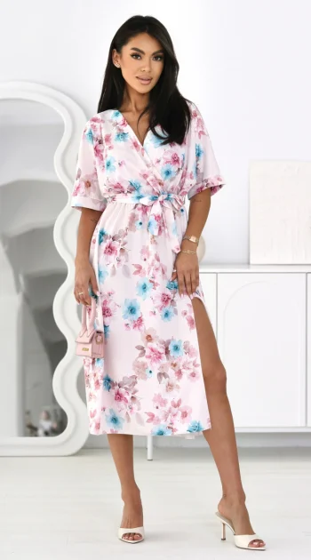 rochie-roz-pal-midi-cu-decolteu-petrecut-si-imprimeu-floral-pastel