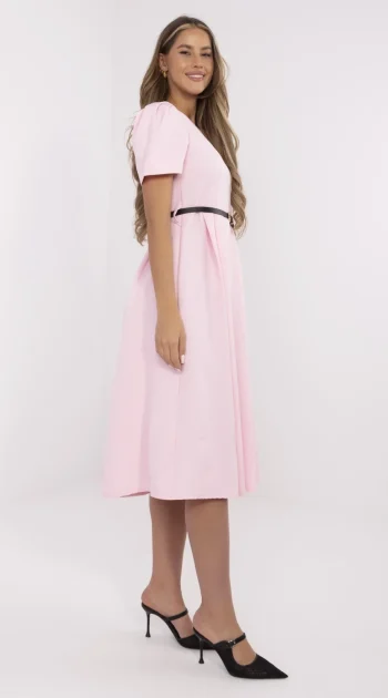rochie-roz-pudra-midi-cu-maneci-scurte-si-curea-in-talie