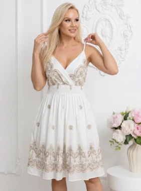 Rochie scurta alba cu broderie, bretele si talie elastica