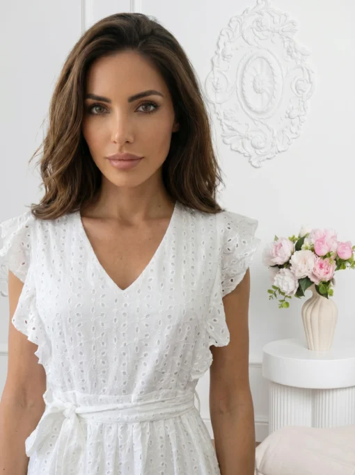 rochie-scurta-alba-din-bumbac-brodat-cu-volane-si-cordon