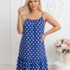 rochie-scurta-albastra-cu-buline-albe-si-volan-la-baza