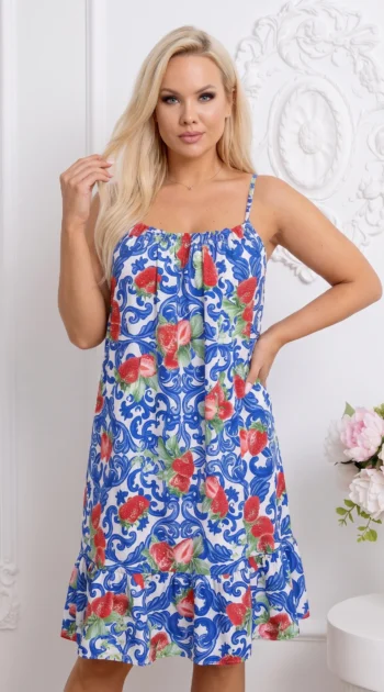 rochie-scurta-cu-imprimeu-arabescuri-si-capsuni