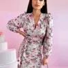 rochie-scurta-cu-imprimeu-floral-si-volan-lateral