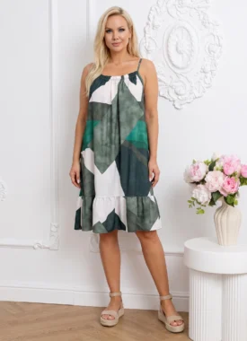 Rochie scurta cu imprimeu geometric in nuante de verde