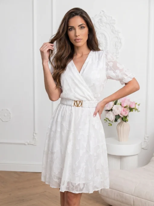 rochie-scurta-cu-textura-reliefata-si-curea