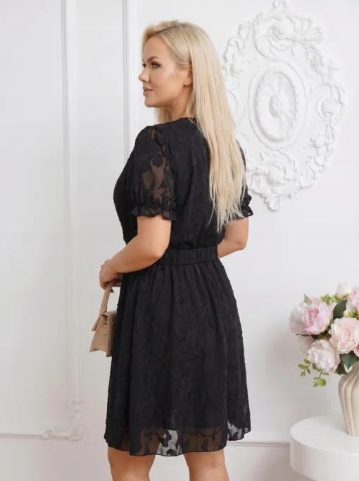 rochie-scurta-cu-textura-reliefata-si-curea