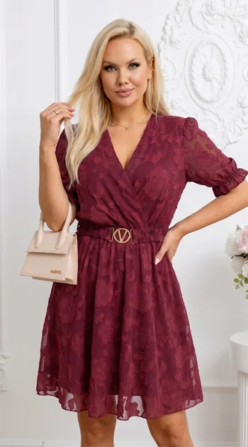 rochie-scurta-cu-textura-reliefata-si-curea
