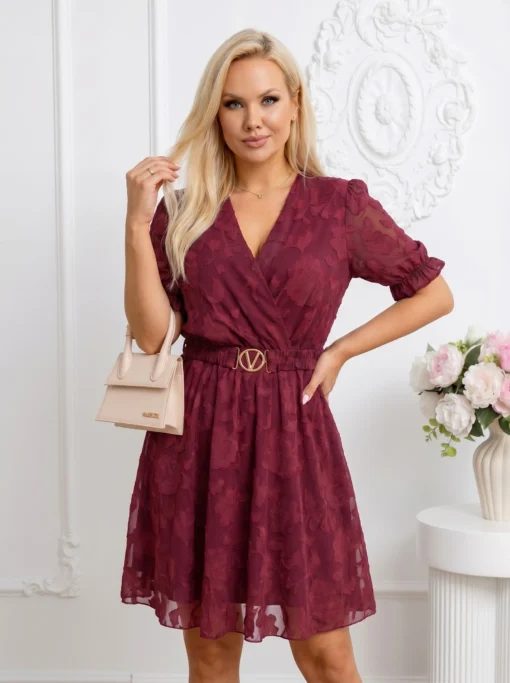 rochie-scurta-cu-textura-reliefata-si-curea