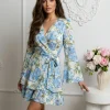 rochie-scurta-cu-volane-si-imprimeu-floral-albastru