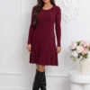 rochie-scurta-din-tricot-reiat-cu-fusta-usor-evazata