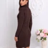 rochie-scurta-din-tricot-reiat-cu-guler-inalt-rulat