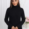 rochie-scurta-din-tricot-reiat-cu-guler-inalt-rulat