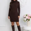 rochie-scurta-din-tricot-reiat-cu-guler-inalt-rulat