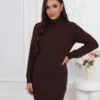 rochie-scurta-din-tricot-reiat-cu-guler-inalt-rulat