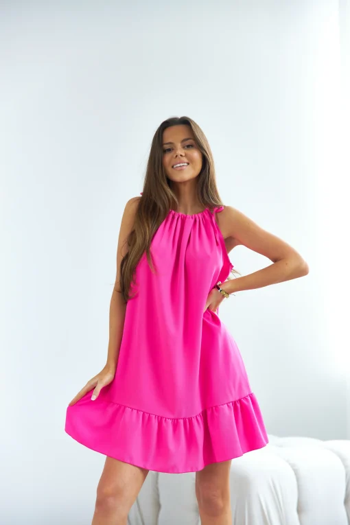 rochie-scurta-fucsia-fara-maneci-cu-volan-si-cordon