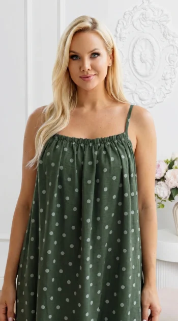rochie-scurta-kaki-cu-bretele-buline-si-volanas-la-baza