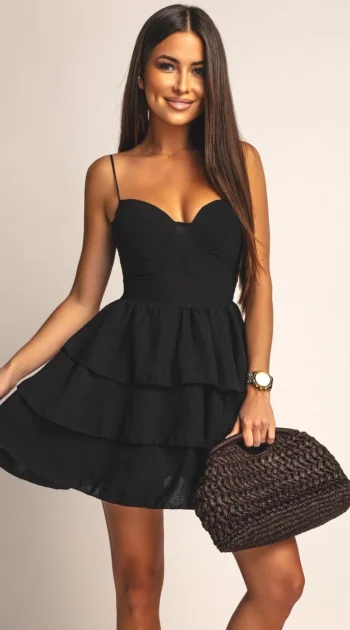 rochie-scurta-neagra-cu-volane-si-bretele-subtiri
