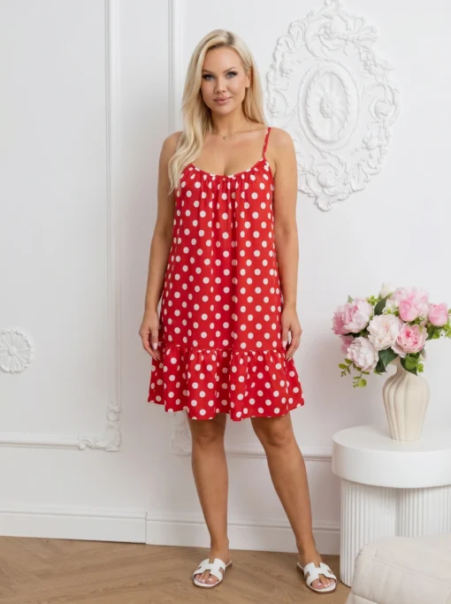 rochie-scurta-rosie-cu-buline-albe-si-volan-la-baza