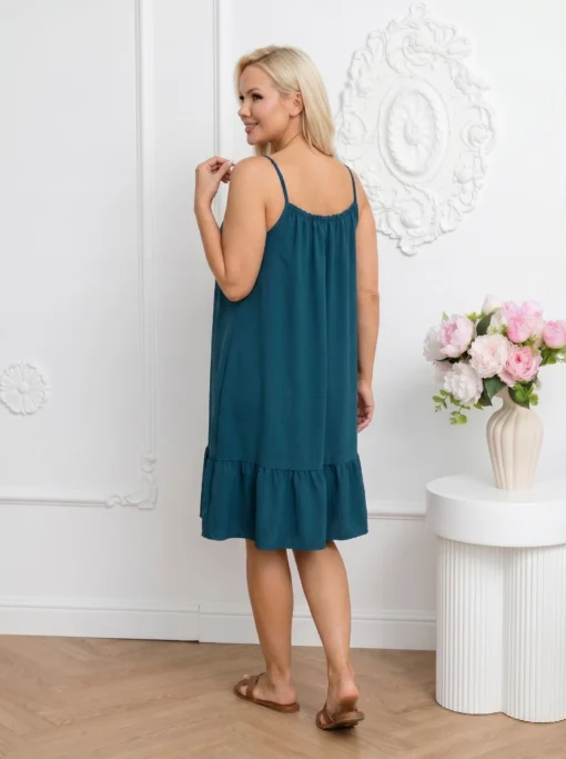rochie-scurta-verde-cu-volan-la-baza